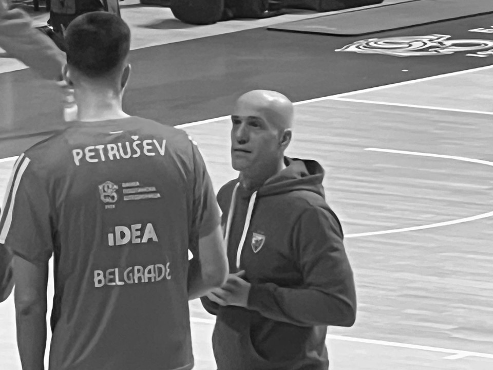 PIONIR, STARK ARENA